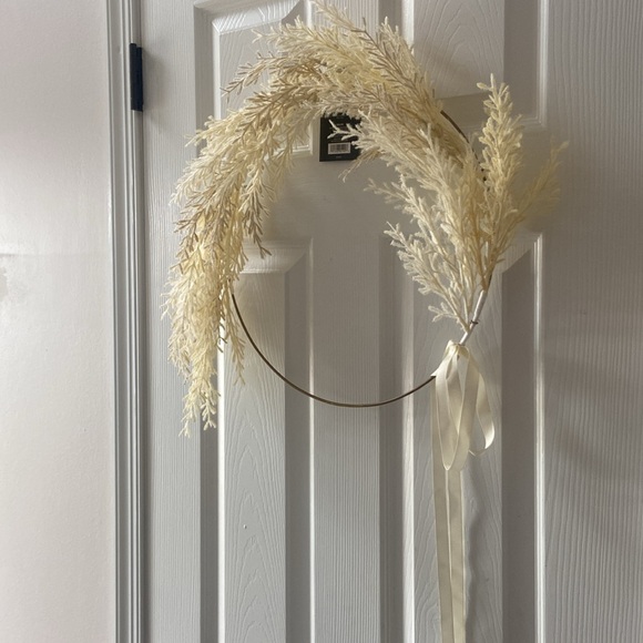 Threshold Ivory & Gold Floral Boho wreath nwt door hanger 15” - Picture 2 of 6